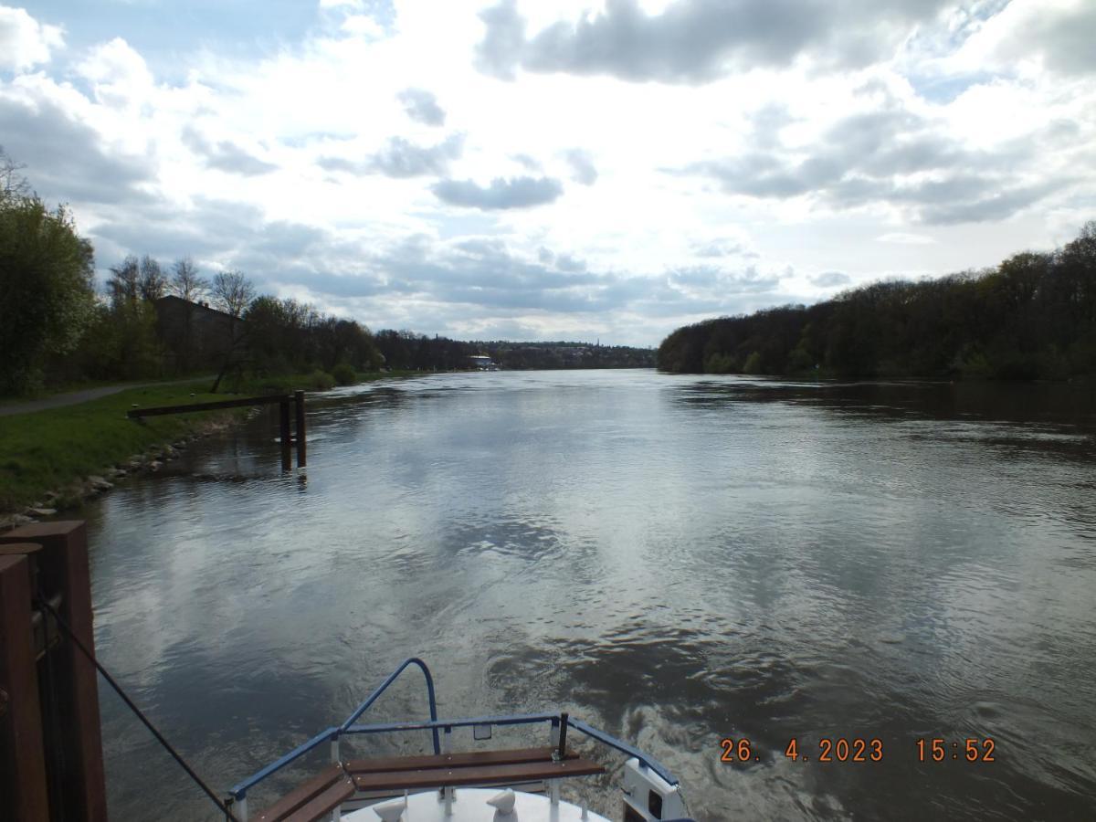 Zouw Hausboat Zakotven -Pouze Ubytovani Roudnice nad Labem Exterior foto