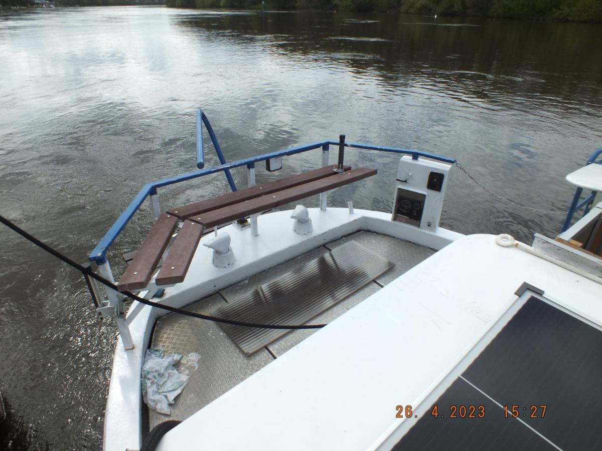 Zouw Hausboat Zakotven -Pouze Ubytovani Roudnice nad Labem Exterior foto